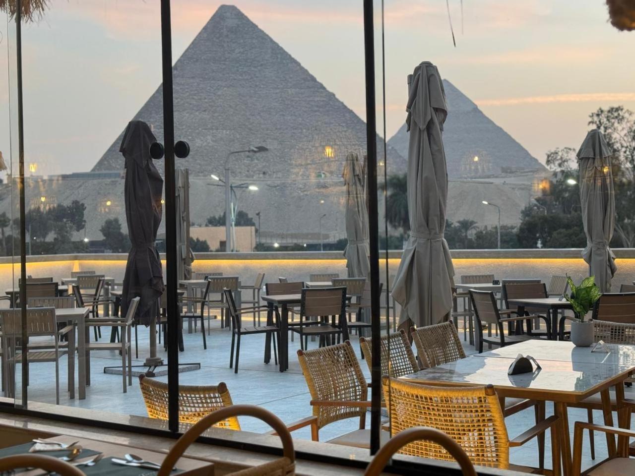 La Boutique Hotel - Vue Des Pyramides Kafrat al Jabal Exterior foto